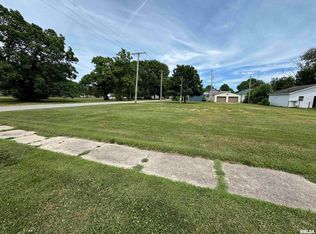635 N Beech St, Centralia, IL 62801