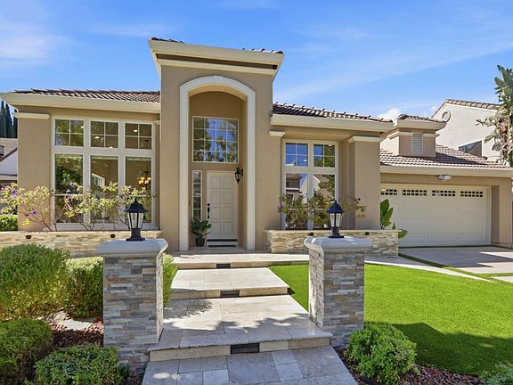 3rd image of 3056 Dante Ct