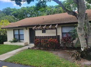 Dos Lagos, Boynton Beach, FL 33426