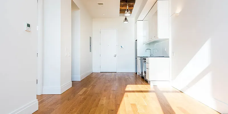 Rented by Nooklyn NYC LLC | media 30