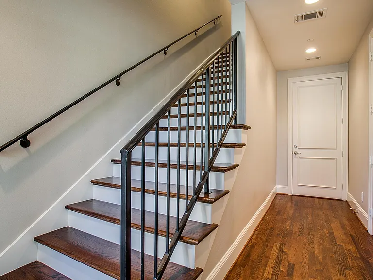 4502 Holland Ave — Photo 20