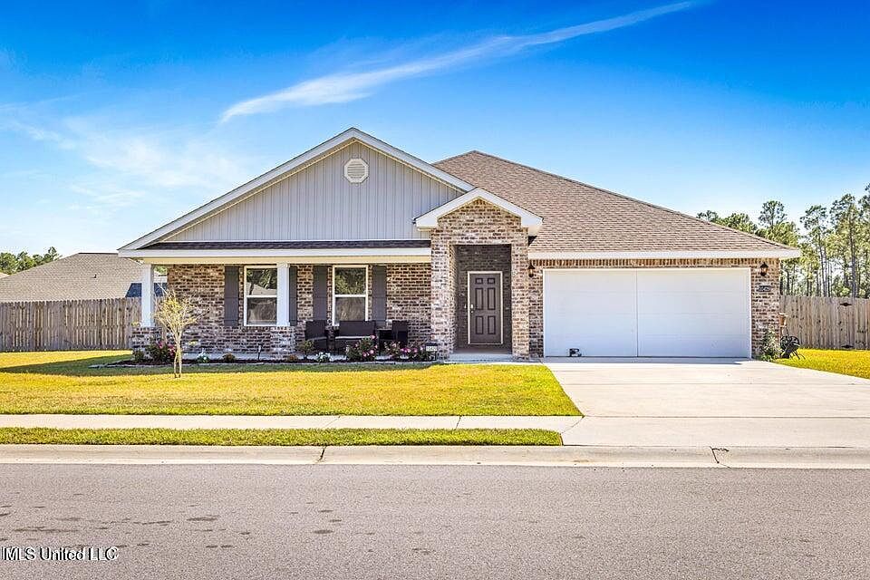 1st image of 10429 Willow Leaf Dr