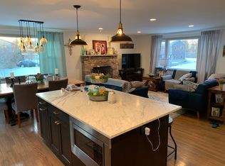 154 Wampanoag Dr, Portsmouth, RI 02871