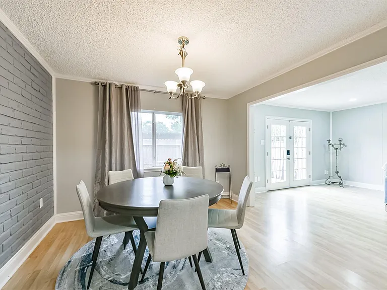 14111 Misty Meadow Ln — Photo 17