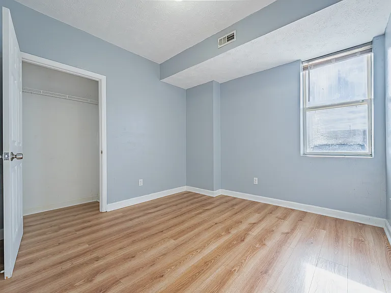 237 Benton St #201 — Photo 9