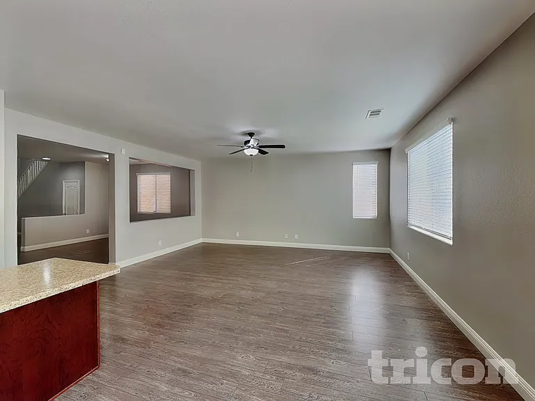 10613 Sand Mountain Ave — Photo 3