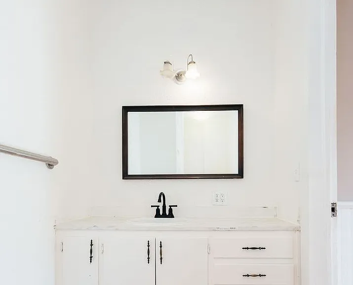 457 Forsyth St — Photo 25