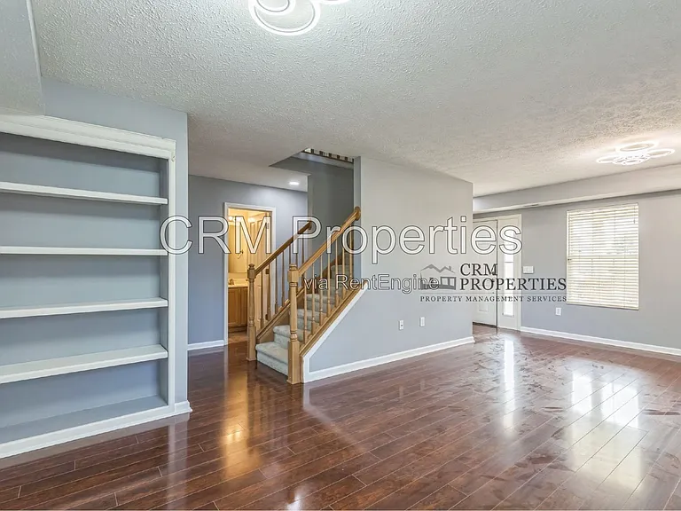 3880 Cornwallis Ln — Photo 2