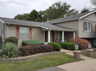 504 S Cool Springs Rd, O Fallon, MO 63366