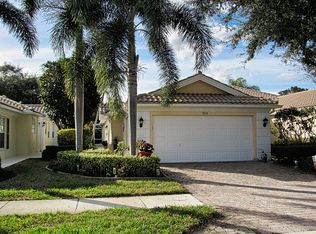 925 Magdalena Rd, Palm Beach Gardens, FL 33410