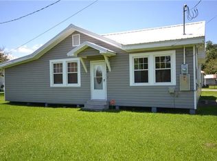 300 Saint Charles Blvd, Luling, LA 70070