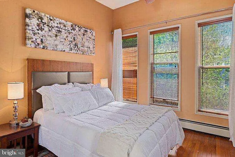 2 bed, 2.5 bath, 1538 sqft, $5,500 — Photo 2