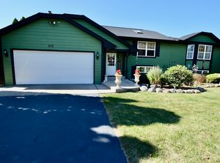 513 Pembroke Rd SW, Poplar Grove, IL 61065