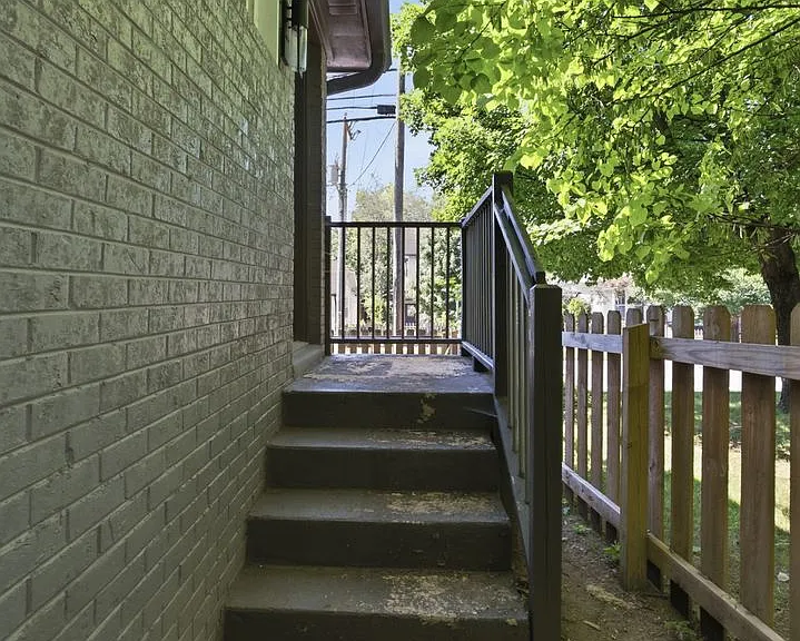 1147 Cahal Ave — Photo 24