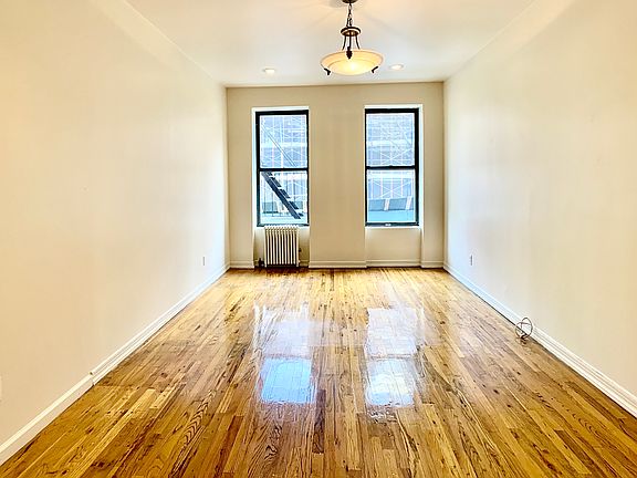 2nd image of 436 W 49th St APT 2FE