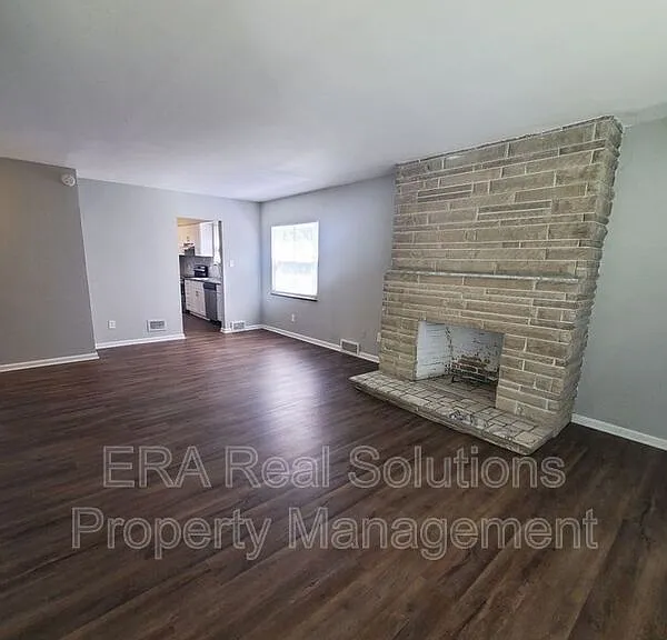 1000 E 19th Ave — Photo 8