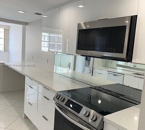 4th image of 1904 S Ocean Dr APT 1606