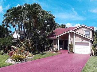9530 SW 148th Pl, Miami, FL 33196
