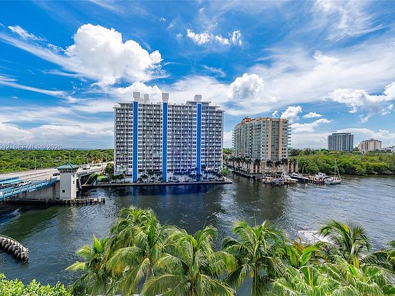2nd image of 2670 E Sunrise Blvd #724