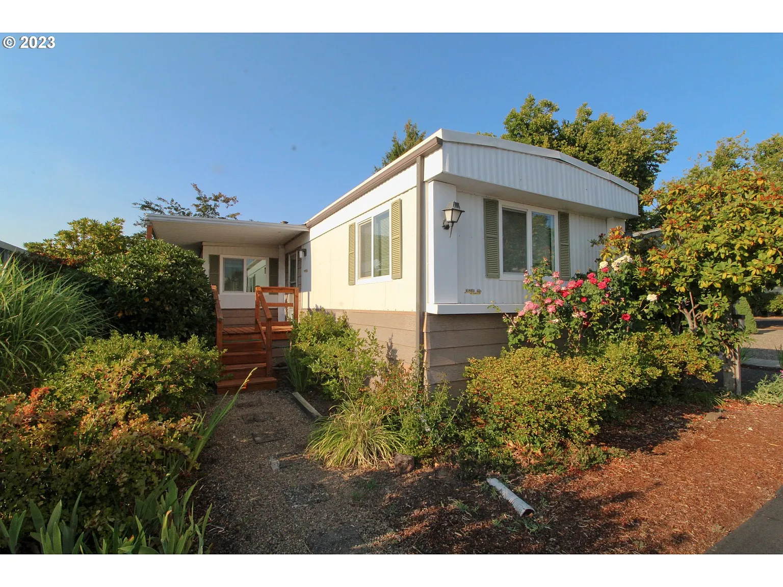 1400 Candlelight Dr Space 160 photo 1