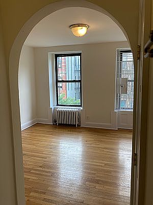 1st image of 19 E 108th St APT 4FE