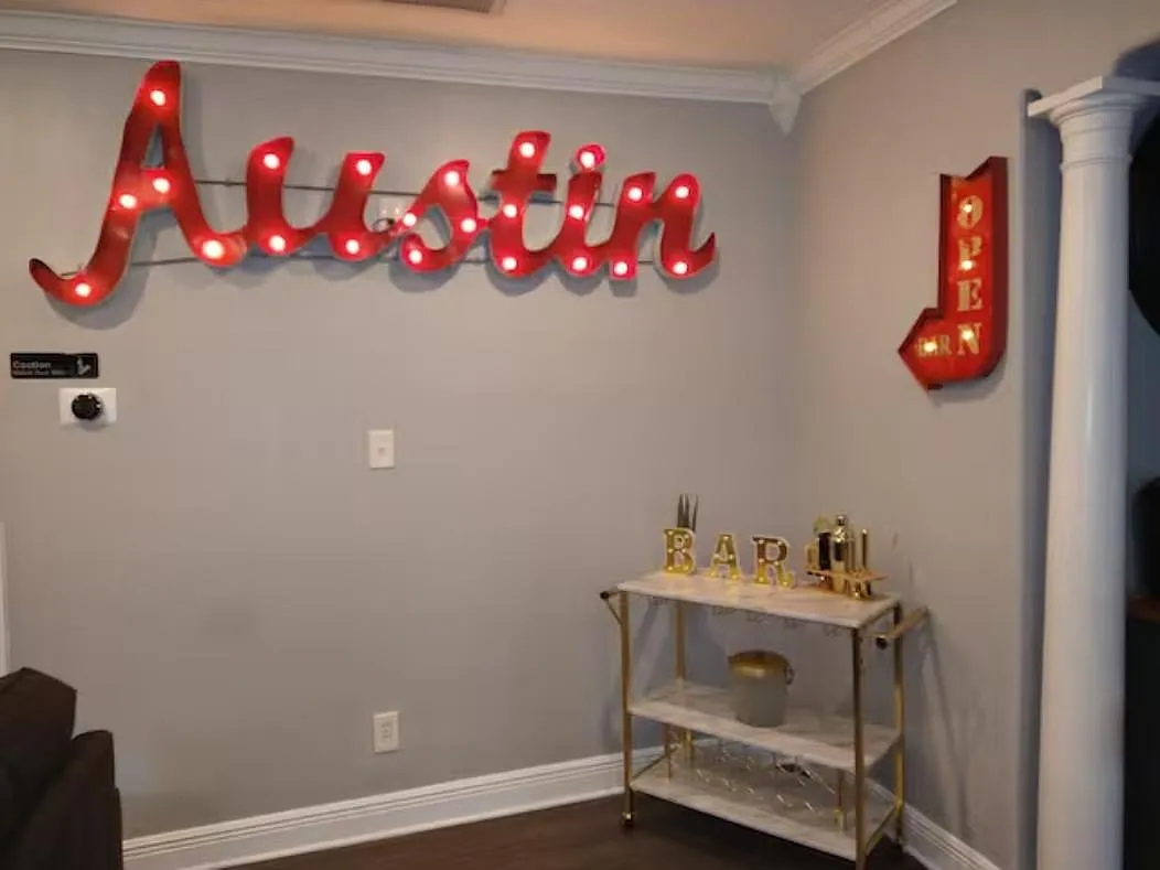 4 bed, 1640 sqft, $4,500 — Photo 2