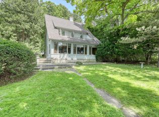 N30W28799 W Lakeside Dr, Pewaukee, WI 53072