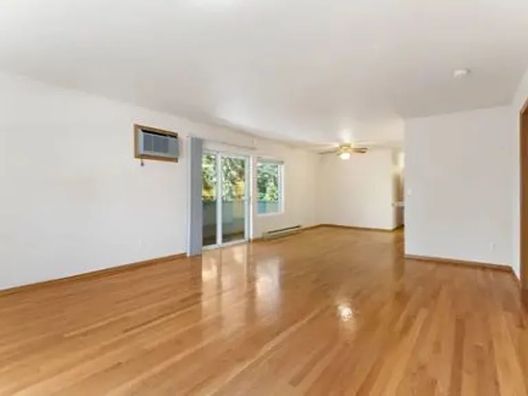 3025 S Cook St — Photo 18