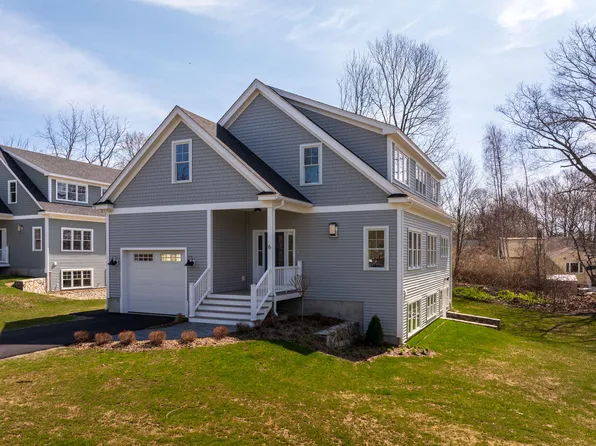 6 Gillis Drive #1, Kittery, ME 03904