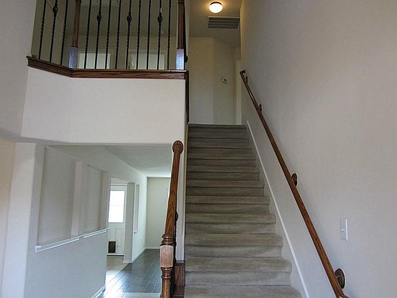 3rd image of 1906 Grand Oak Dr