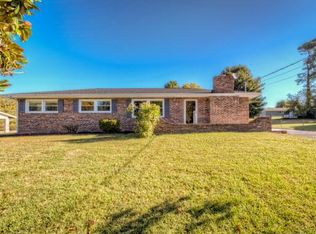 312 Summerwood Dr, Bristol, TN 37620