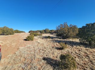 27 Bullock Rd, Moriarty, NM 87035