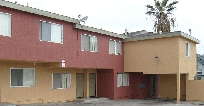 Building Photo 3