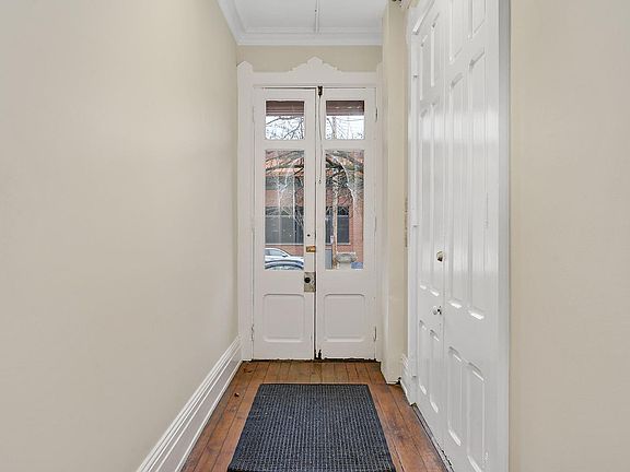 4th image of 726 York St #2B