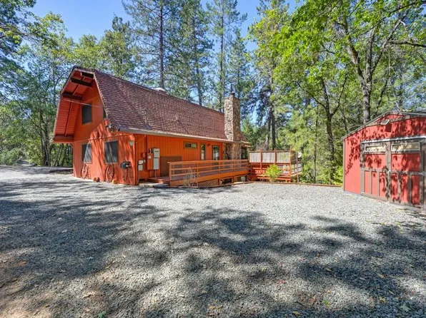 6030 Green Leaf Ln, Foresthill, CA 95631