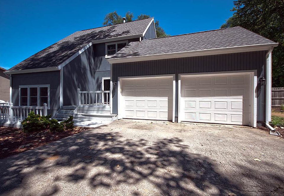 1st image of 58440 Wescott Ln