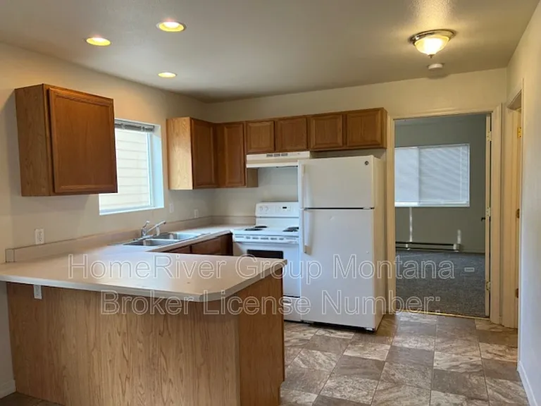 2209 S 12th St W #1 — Photo 2