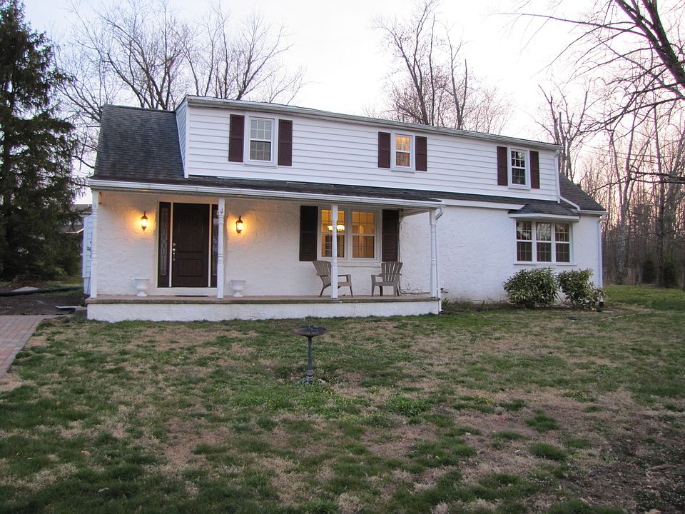 1st image of 2520 Second Street Pike