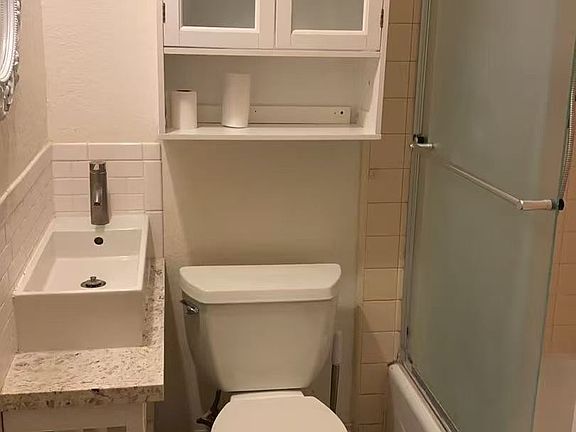 4th image of 1510 Bluff Ct