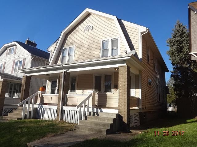 1st image of 68 W Como Ave