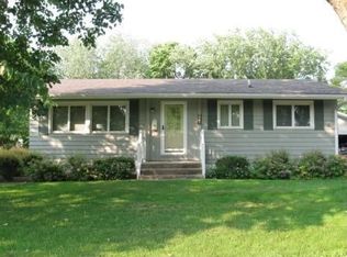 60 E Chestnut St, North Liberty, IA 52317