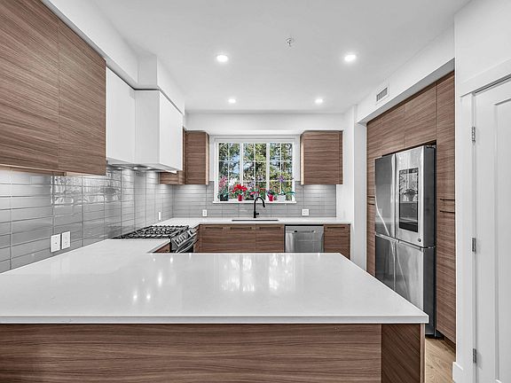 5th image of 8888 Spires Rd #12