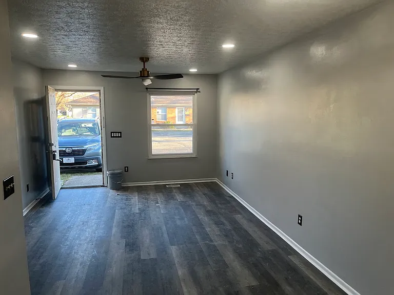 5168-5170 5172 #5174 — Photo 18