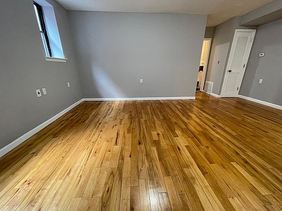 4th image of 295 Hawthorne Ave APT 2C