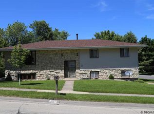 3841 Short St, Dubuque, IA 52002