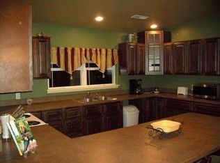 141 Walker Ln, Seneca, MO 64865