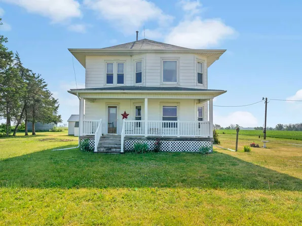 2526 Michel Ave, Independence, IA 50644