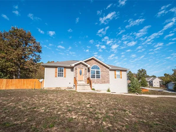 24725 Talladega Rd, Saint Robert, MO 65584