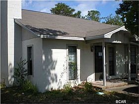 3 bed 2 bath 1757 sq ft