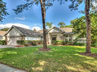 2360 Park Forest Blvd, Mount Dora, FL 32757